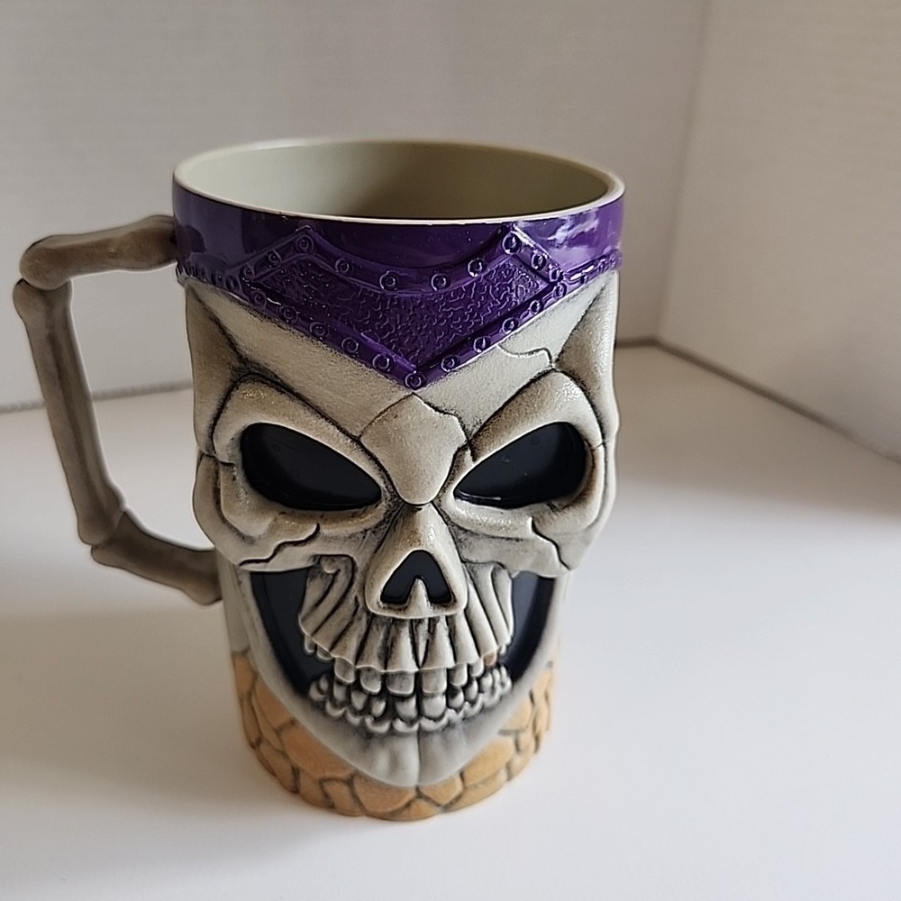 Easter Unlimited‎ Inc. Vtg Halloween Plastic Skull Cup